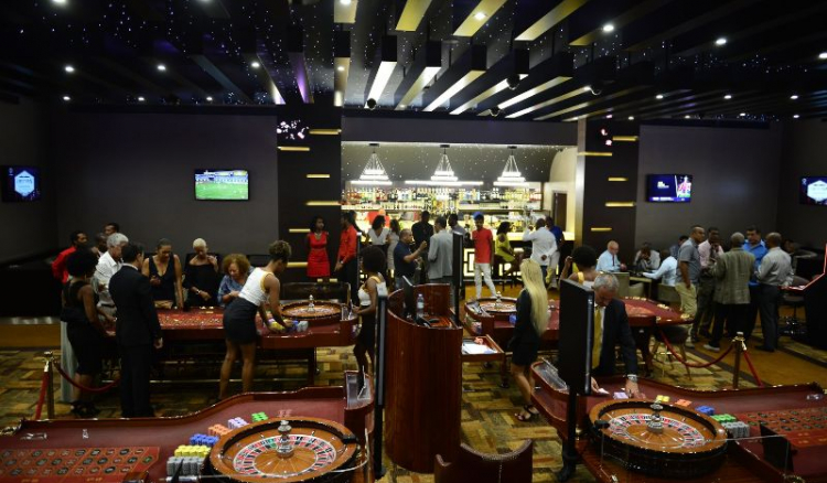 Sal. Casino Royal celebra dois anos de vida