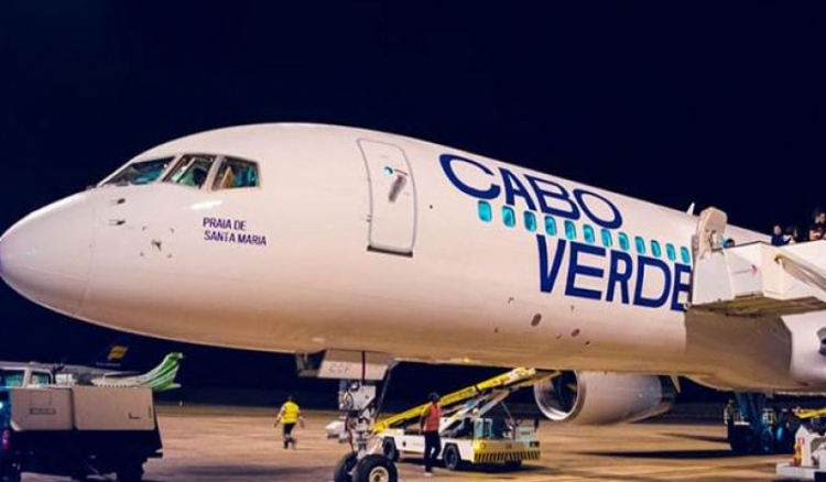Icelandair prevê realocar Boeing arrestado em Cabo Verde nos próximos meses