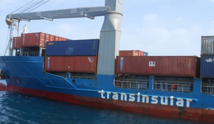 Transporte marítmo inter-ilhas nas mãos de estrangeiros