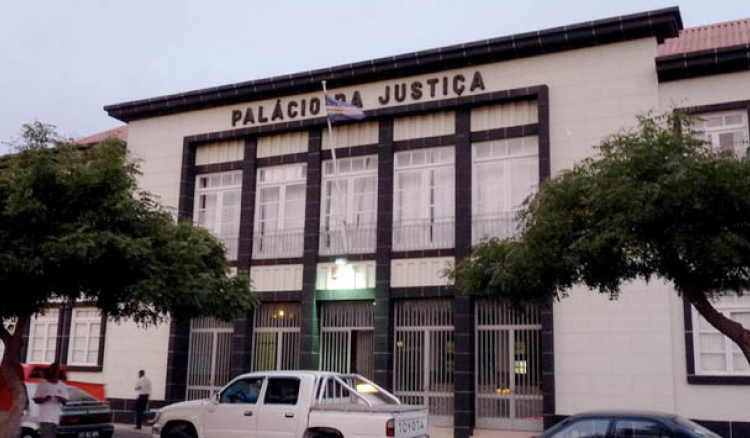 Tribunal da Praia decreta Prisão Preventiva para suspeitos do assassinato de Nilsa Lima em Ponta d’Água