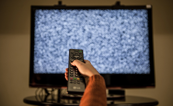 INE. Cabo-verdianos preferem TV para aceder a notícias. Internet em 2º lugar