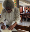 Escritor José Luís Hopffer Almada lança livro de poesias em homenagem ao povo cabo-verdiano