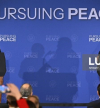 Trump afirma que acordo de paz entre Rússia e Ucrânia depende agora de Zelensky