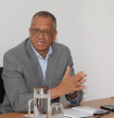 Ministro esclarece que os sucessivos cortes de energia resultam de avarias em tr&ecirc;s grupos de geradores