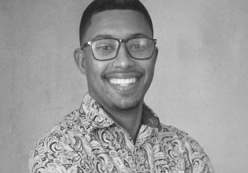 Entre o discurso do sucesso e a vida que n&atilde;o melhora