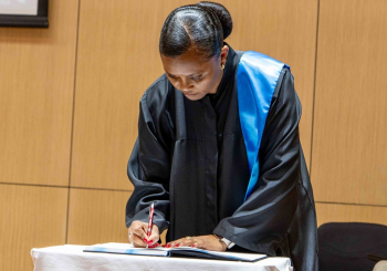 Nova reitora da Uni-CV tomou posse no Dia da Mulher Cabo-verdiana