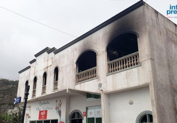 Inc&ecirc;ndio provoca avultados preju&iacute;zos em Centro Comercial da cidade de Nova Sintra