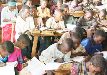 Dia Internacional da L&iacute;ngua Materna destaca papel dos jovens na educa&ccedil;&atilde;o