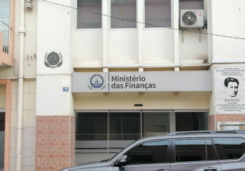 Vem a&iacute; a Autoridade Tribut&aacute;ria de Cabo Verde. Reforma fiscal ou barriga de aluguer dos impostos e tributos do Estado?