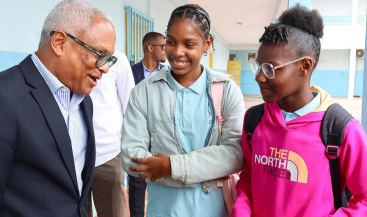 No rescaldo da visita ao Sal, PR alerta para abandono escolar