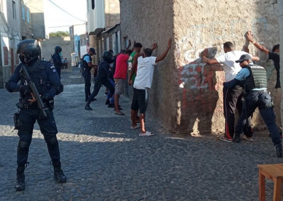 Polícia Nacional reforça medidas de segurança para Natal e fim de ano