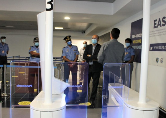 Aeroporto da Praia com sistema de controlo biom&eacute;trico automatizado na fronteira