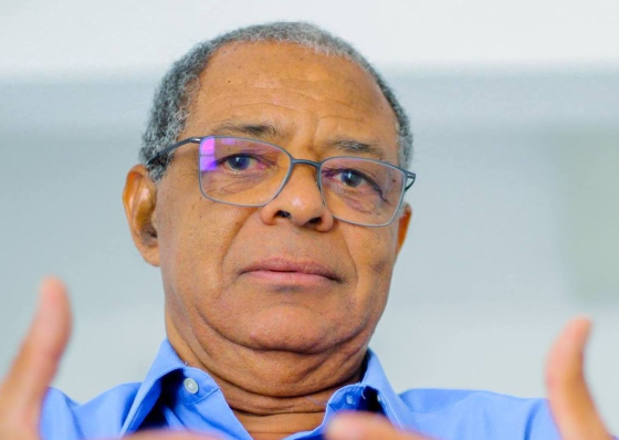 Ant&oacute;nio Esp&iacute;rito Santo quer &ldquo;cabe&ccedil;a&rdquo; de Olavo&nbsp;