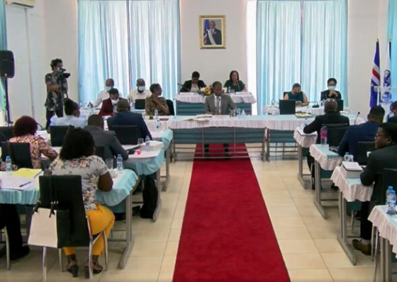 Assembleia Municipal da Praia debate parcerias com sociedade civil