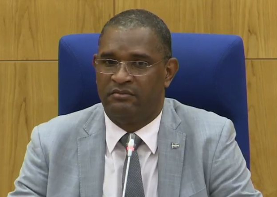 Presidente do Parlamento promete tomar medidas em rela&ccedil;&atilde;o a deputados faltosos