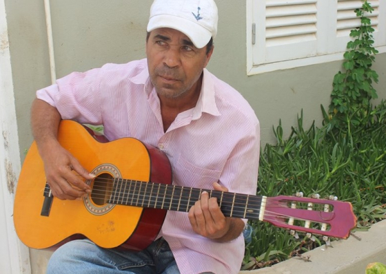 Morreu o m&uacute;sico Carlos Castro. Boa vista rende &uacute;ltima homenagem ao artista