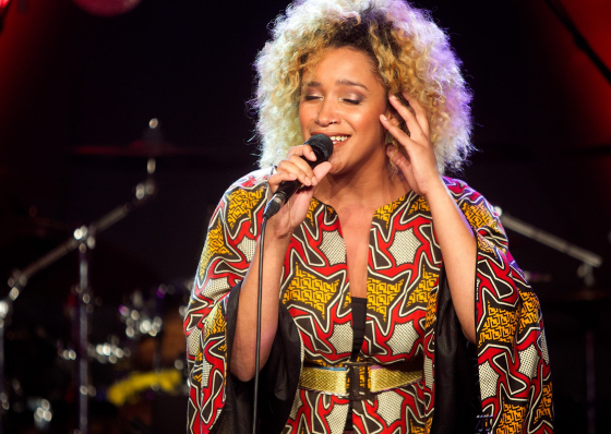 &ldquo;N&ocirc; txal t&ecirc; li&rdquo;: Novo &aacute;lbum de Ceuzany denuncia viol&ecirc;ncia dom&eacute;stica