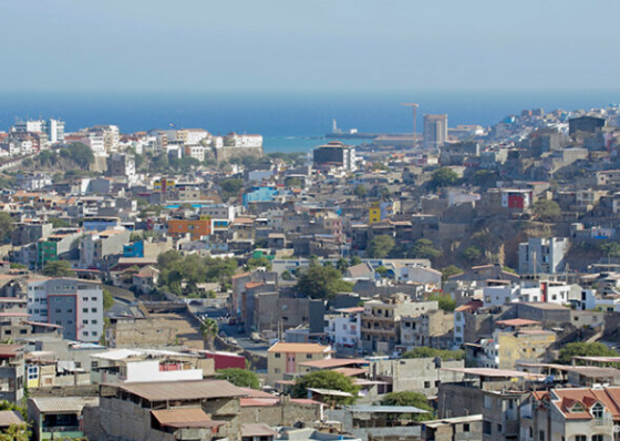 C&acirc;mara da Praia inicia ter&ccedil;a-feira constru&ccedil;&atilde;o de casas de banho em tr&ecirc;s bairros da capital