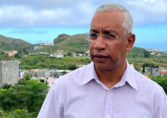 Ex-presidente da CM da Brava fica sob TIR e est&aacute; proibido de sair do pa&iacute;s