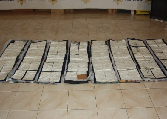 Cabo-verdiana apanhada no Aeroporto da Praia com mais de 8kg de coca&iacute;na na bagagem