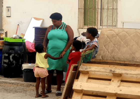 Despejo em apartamentos da IFH na Boa Vista deixa duas fam&iacute;lias desalojadas