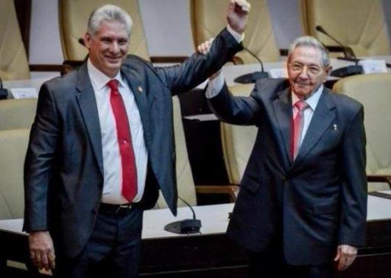 Miguel D&iacute;az-Canel, o novo chefe de Estado Cubano, reivindica o legado dos Castro