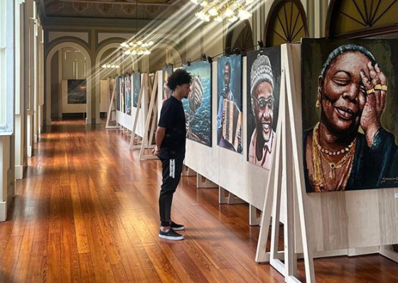 Joaquim Semedo exp&otilde;e na Madeira obras que retratam viv&ecirc;ncia e cultura de Cabo Verde