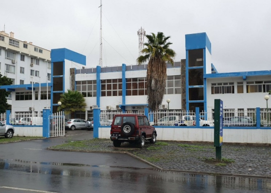 Socorrendo-se de meias verdades, PCA da RTC procura justificar o injustificável