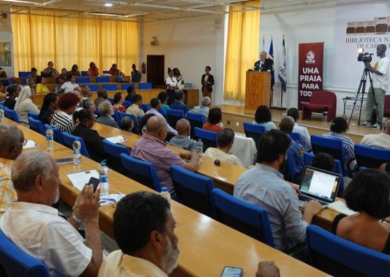 Praia acolhe Encontro de Escritores de L&iacute;ngua Portuguesa