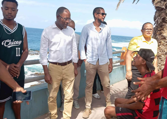 L&iacute;der do PAICV garante governo com 14 membros para poupar recursos