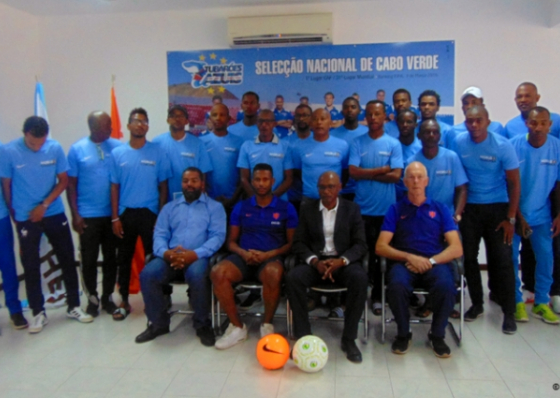 FCF promove &ldquo;World Coaches Course&rdquo; ministrado pela lenda holandesa Johan Neeskens