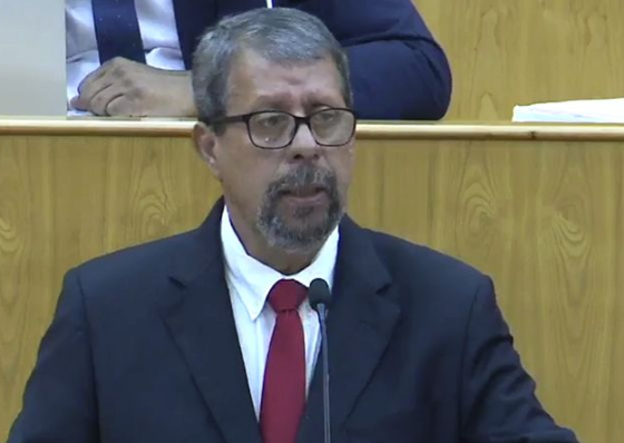 Governo vai contratar 70 m&eacute;dicos cubanos para refor&ccedil;ar hospitais