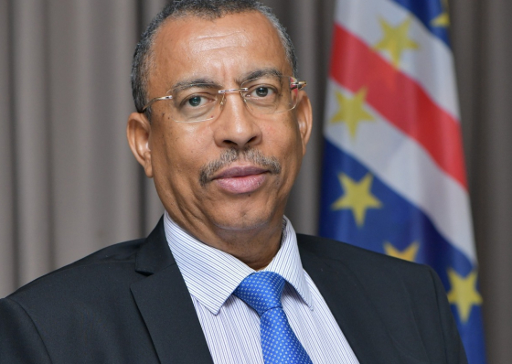 Neg&oacute;cios Estrangeiros: Jos&eacute; Lu&iacute;s Livramento empossado amanh&atilde;