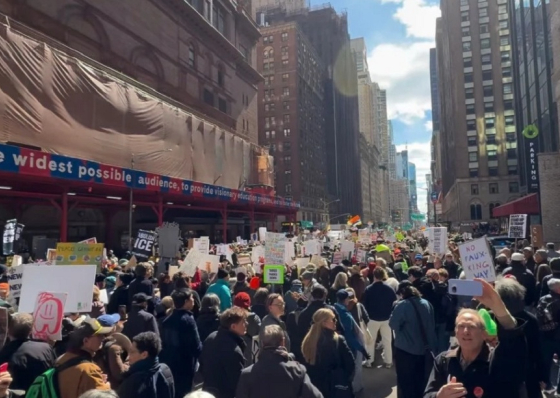Terceira onda de protestos contra Trump em 3.100 cidades dos EUA