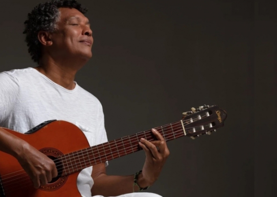 M&aacute;rio L&uacute;cio sobe ao palco da Festa do Avante