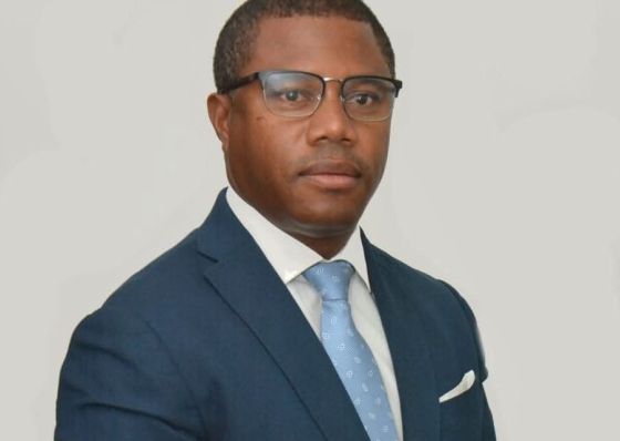A Promessa Tur&iacute;stica no Horizonte de C&eacute;us mais movimentados em Cabo Verde - I
