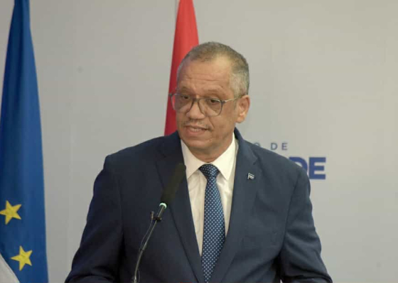 &ldquo;Apag&otilde;es&rdquo;: Ministro que se comprometeu com data, diz agora que j&aacute; n&atilde;o se compromete