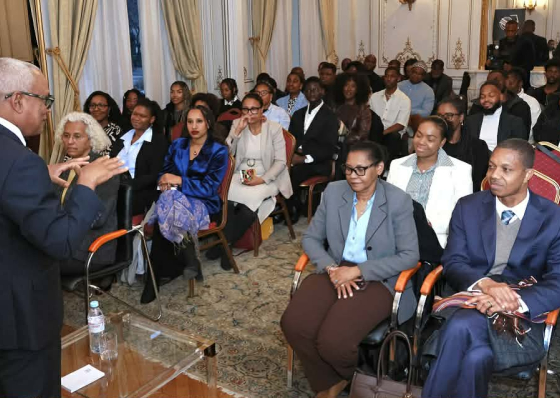 Fran&ccedil;a: PR ouve jovens da di&aacute;spora e defende colocar na agenda a Gera&ccedil;&atilde;o Z