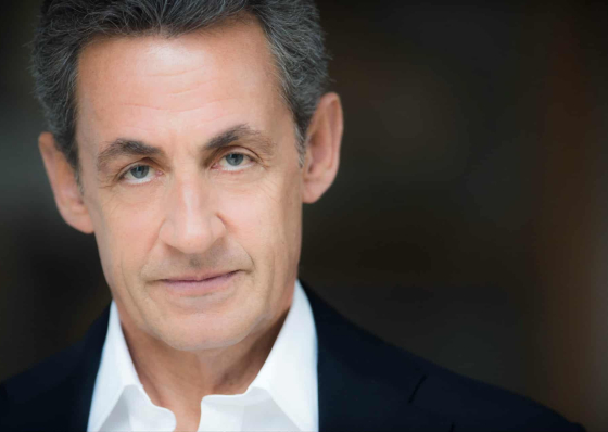 Fran&ccedil;a: Ex-presidente Sarkozy desde hoje atr&aacute;s das grades