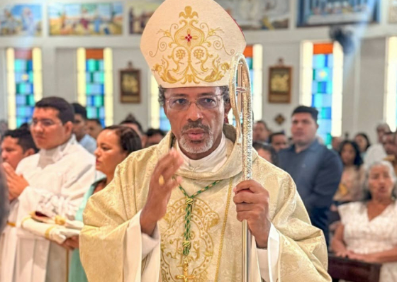 Novo Bispo de Santiago &eacute; empossado quinta-feira