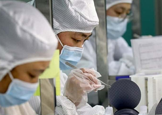 China com foco na autossufici&ecirc;ncia e no capital humano