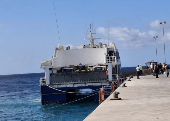 Maio: Assoreamento do porto limita operações do Navio Kriola. Dona Tututa reforça transporte de carga com duas viagens por semana