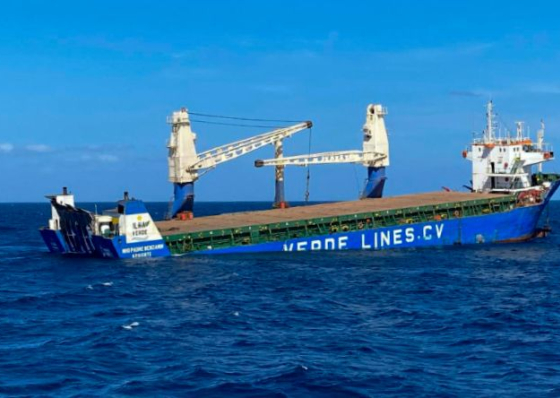 Autoridades cabo-verdianas v&atilde;o investigar navio Nh&ocirc; Padre Benjamim ap&oacute;s naufr&aacute;gio