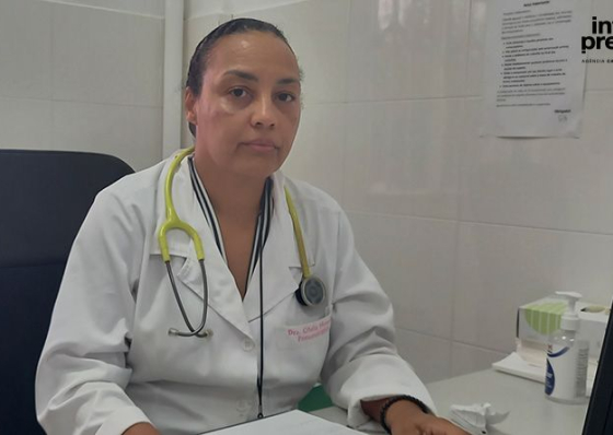 M&eacute;dica Pneumologista recomenda vacina&ccedil;&atilde;o contra gripe regularmente para reduzir riscos de pneumonia