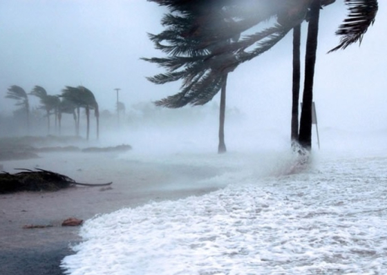 Meteorologia alerta para &ldquo;onda tropical&rdquo;