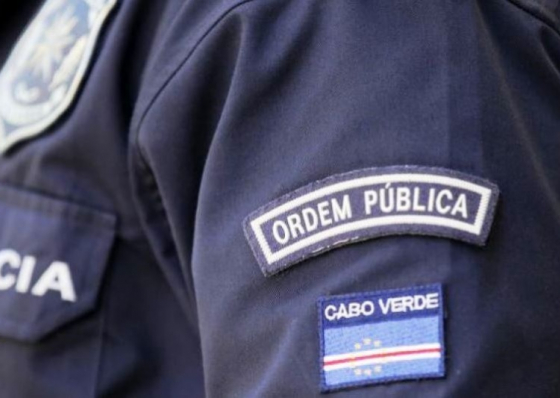 Praia. Agente da PN internado em estado grave ap&oacute;s sofrer agress&atilde;o em Achadinha Pires
