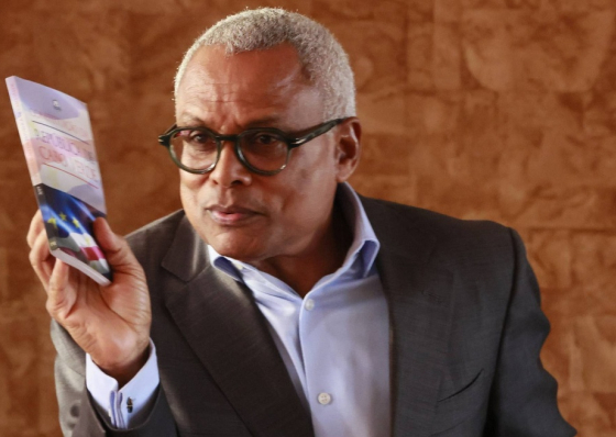 "Constitui&ccedil;&atilde;o e Direitos de Participa&ccedil;&atilde;o" foi tema de Aula Magna do PR no Mindelo