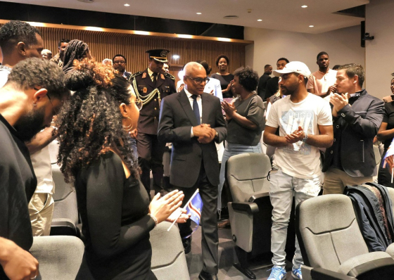 Jos&eacute; Maria Neves come&ccedil;a Presid&ecirc;ncia na Di&aacute;spora com estudantes no Norte de Portugal