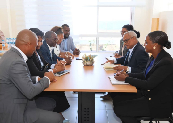 Maio: PR apela a “cooperação mais estreita” entre Governo e autarquia