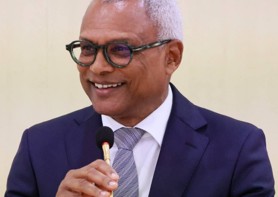 Presidente defende maior transfer&ecirc;ncia de poder e de recursos &agrave;s Organiza&ccedil;&otilde;es N&atilde;o Governamentais